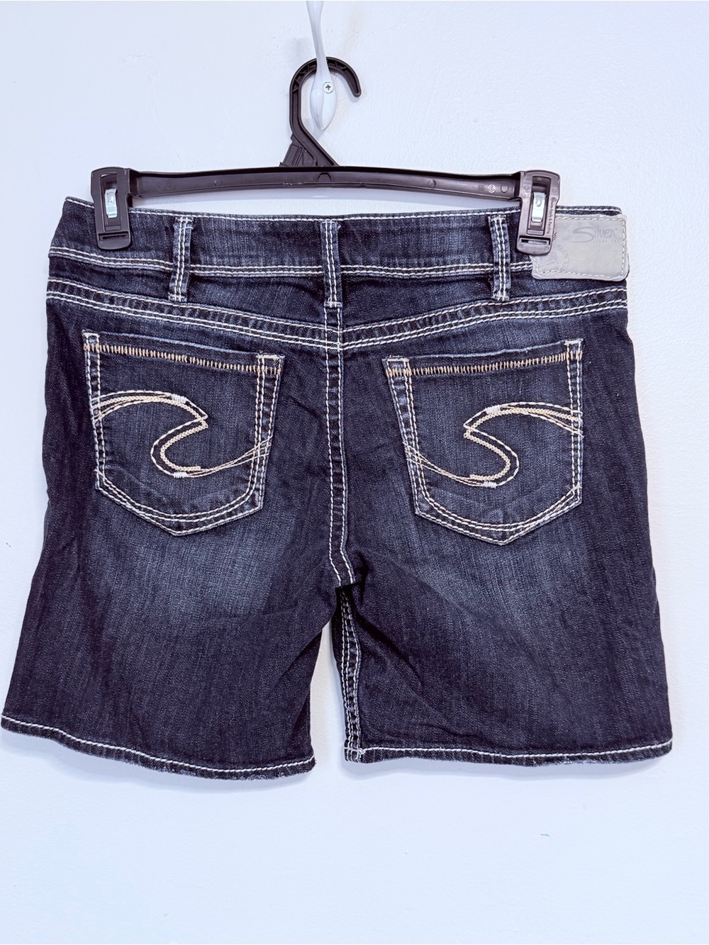 Silver Suki Shorts Size 31